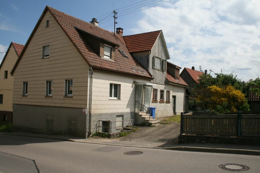 Gschwend - Schlechtbacher Strasse - Hausnummer 27 - 201400000